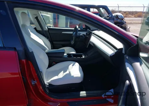 2021 Tesla Model 3 Long Range Dual Motor All-Wheel Drive z USA, uszkodzony, nr VIN 5YJ3E1EB3MF064264